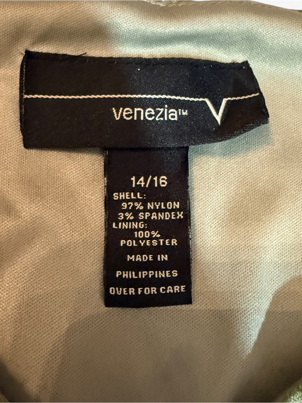 Venezia V-Neck Textured Olive Green Women's Top, 14/16 - Picture 8 of 12